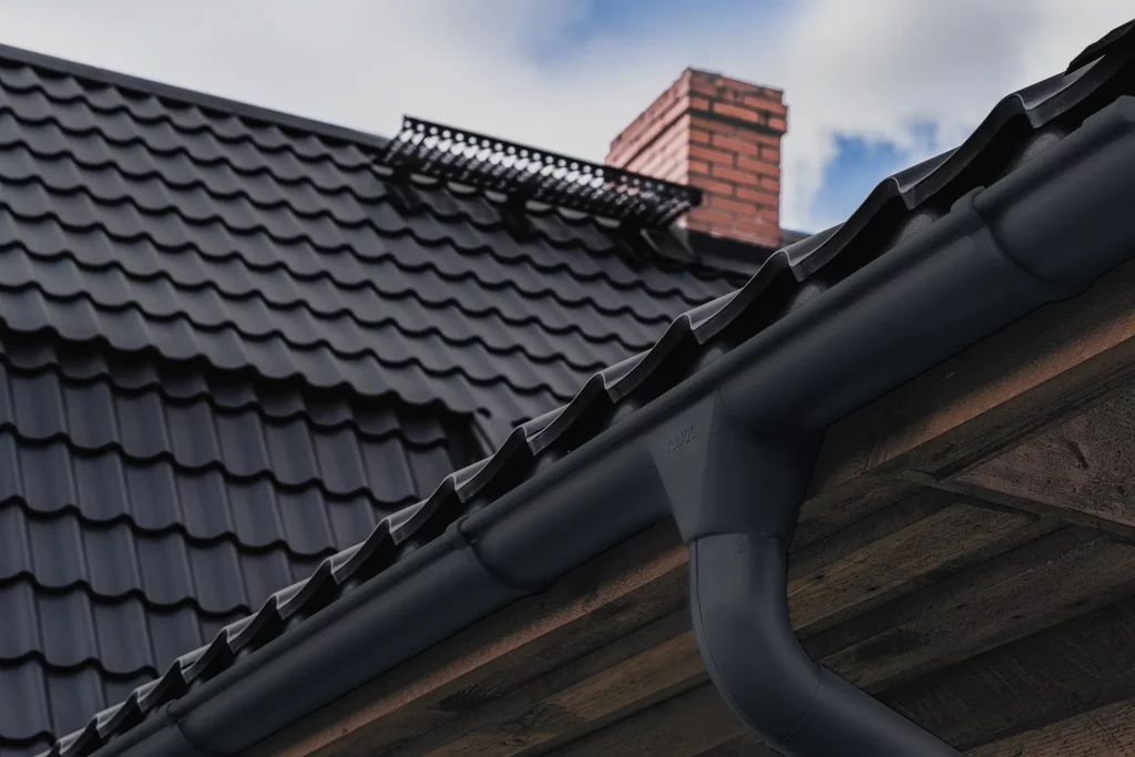 ruukki roofing with rainwater system