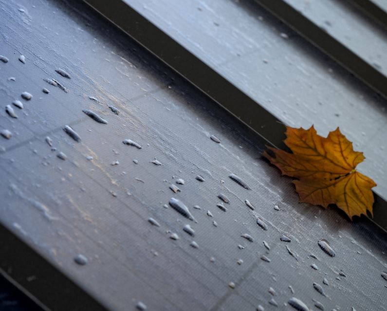 Roofit.Solar - Nordic Metal Roof with solar panel